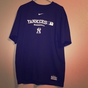 Nike baseball T